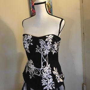 WHBM bustier white on black 12